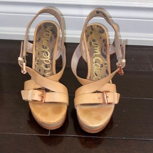 Beautiful San Edelman high platform Sandal